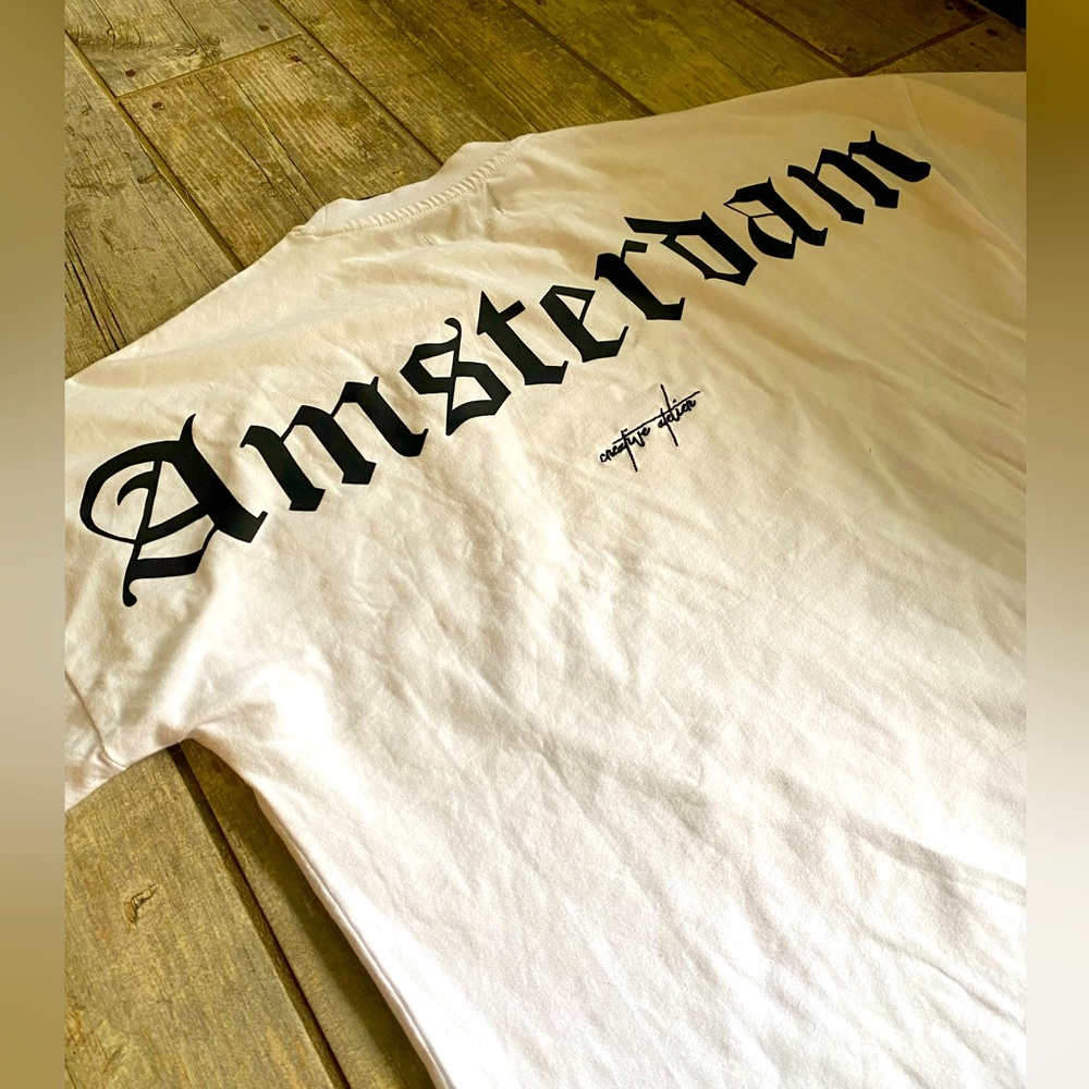 NWT Oversized Amsterdam T-Shirt - Men’s Small